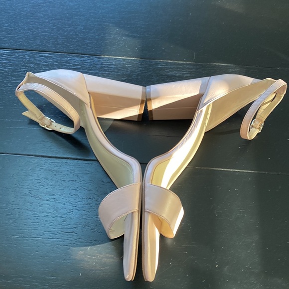 Vince Camuto Block Heels Sandals. Size 9.5. Blush - Picture 3 of 9